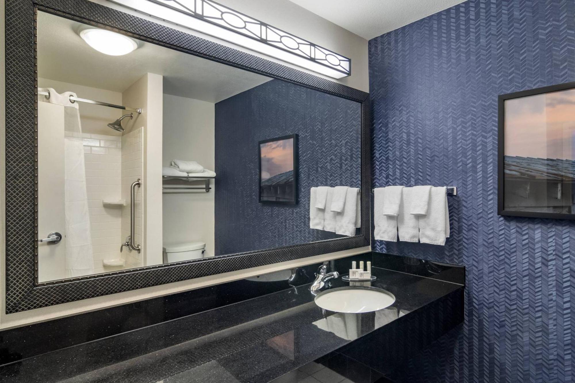 Fairfield Inn & Suites By Marriott Commerce Exteriér fotografie